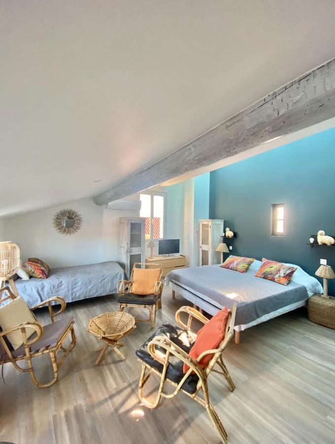 Les Nuits Etoilees, Studio Terrasse Apercu Mer, Tres Lumineux, Ac, 100M Du Port Sanary Kültér fotó